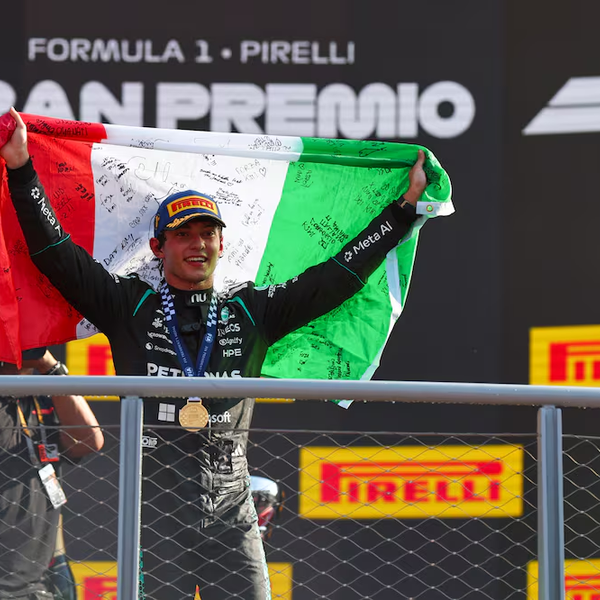 Kimi Antonelli gana el GP de Italia 2026 tras remontar desde el último lugar