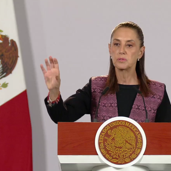 Sheinbaum pide al INE definir reglas para propaganda electoral en redes sociales