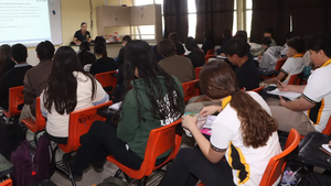 OCDE advierte sobre impacto del uso dispositivos digitales en resultados de PISA