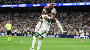 Real Madrid vence al Inter 2-1 en el regreso de Mourinho a la Champions