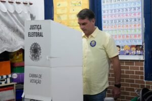 Brasil decide su futuro con polarización