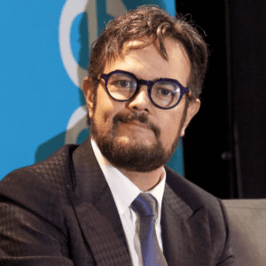 Aleks Syntek confirma tratamiento por trastorno psicótico