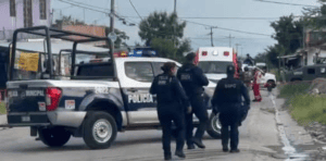 Asesinan a balazos a una mujer afuera de una primaria en Cuernavaca