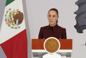 Sheinbaum rechaza que senadores usen sala diplomática del AICM