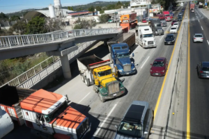 Transportistas protestan en 19 estados; Segob llama a evitar bloqueos carreteros