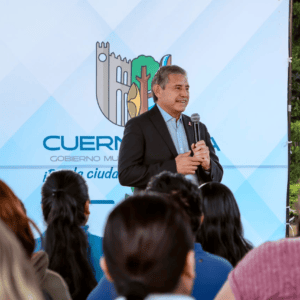 Cuernavaca otorga becas de 2 mil 700 pesos a estudiantes de excelencia
