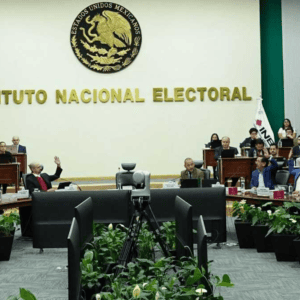 INE prevé elegir nueva presidenta en diciembre