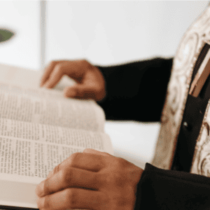Alertan por falsos sacerdotes en México