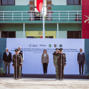 José Luis Urióstegui participa en cambio de mando de la 24ª Zona Militar