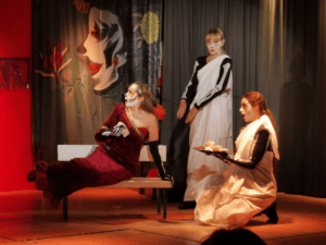 La Vox Theater llega por primera vez a México con Nuestra Señora del Hueso