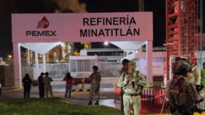 Ataque armado en refinería de Pemex en Minatitlán deja un trabajador muerto y otro herido