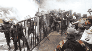 Liberan a 10 detenidos tras protesta por el agua en Guadalajara